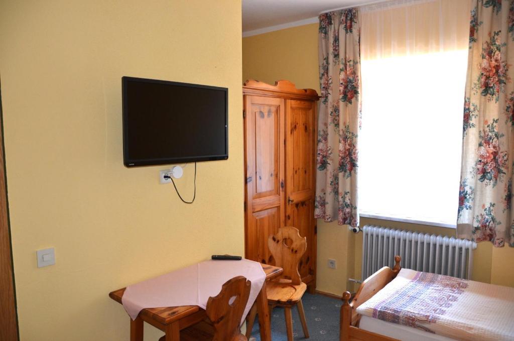 Landgasthof Zur Quelle ゼースハウプト 部屋 写真