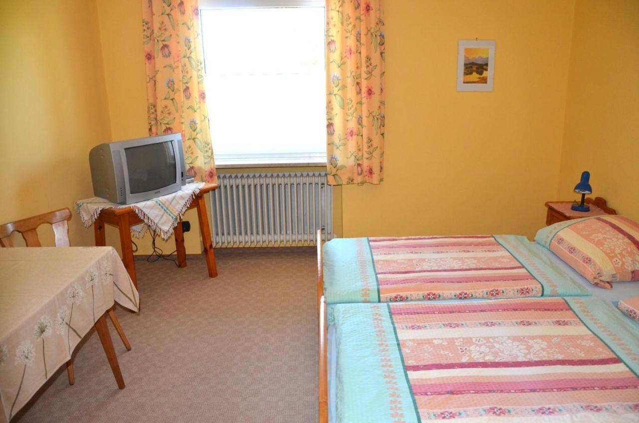 Landgasthof Zur Quelle ゼースハウプト 部屋 写真